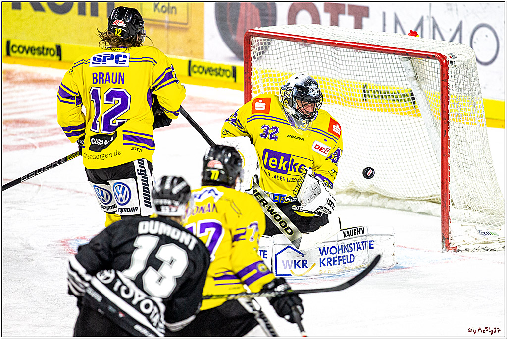 DEL; Koelner Haie - Krefeld Pinuguine; Koeln, 24.11.2019